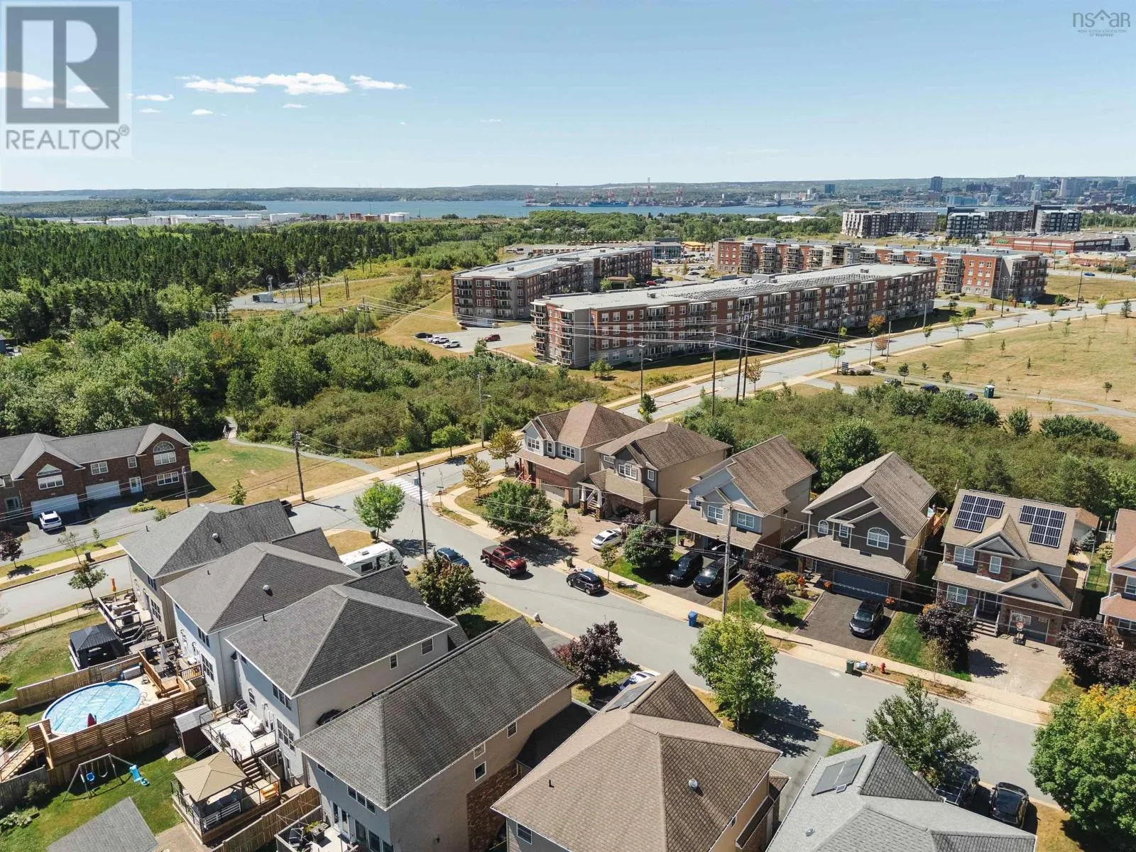 195 Peachtree Hill