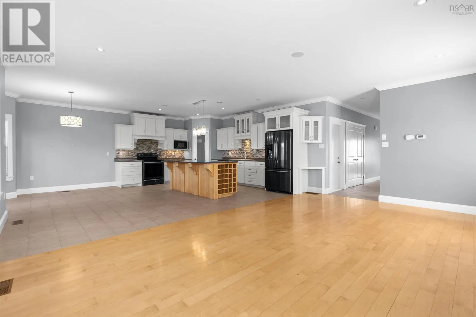 195 Peachtree Hill