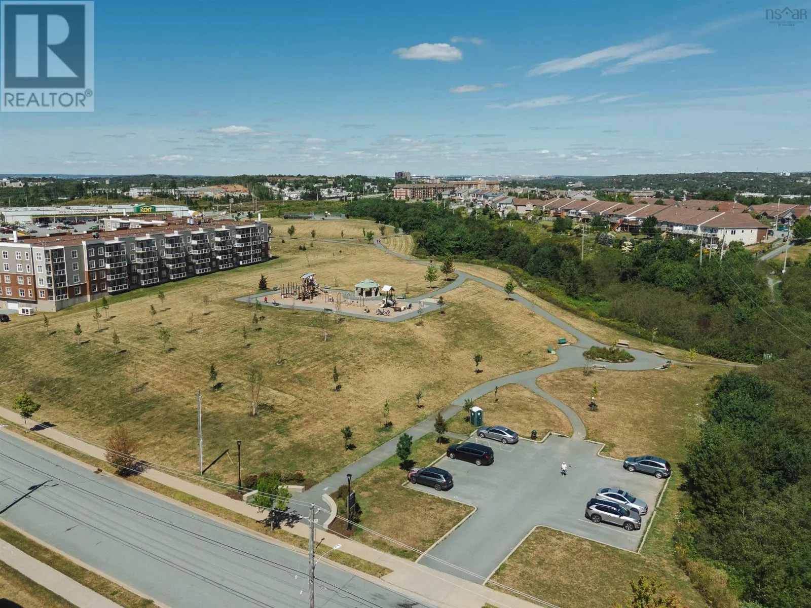195 Peachtree Hill