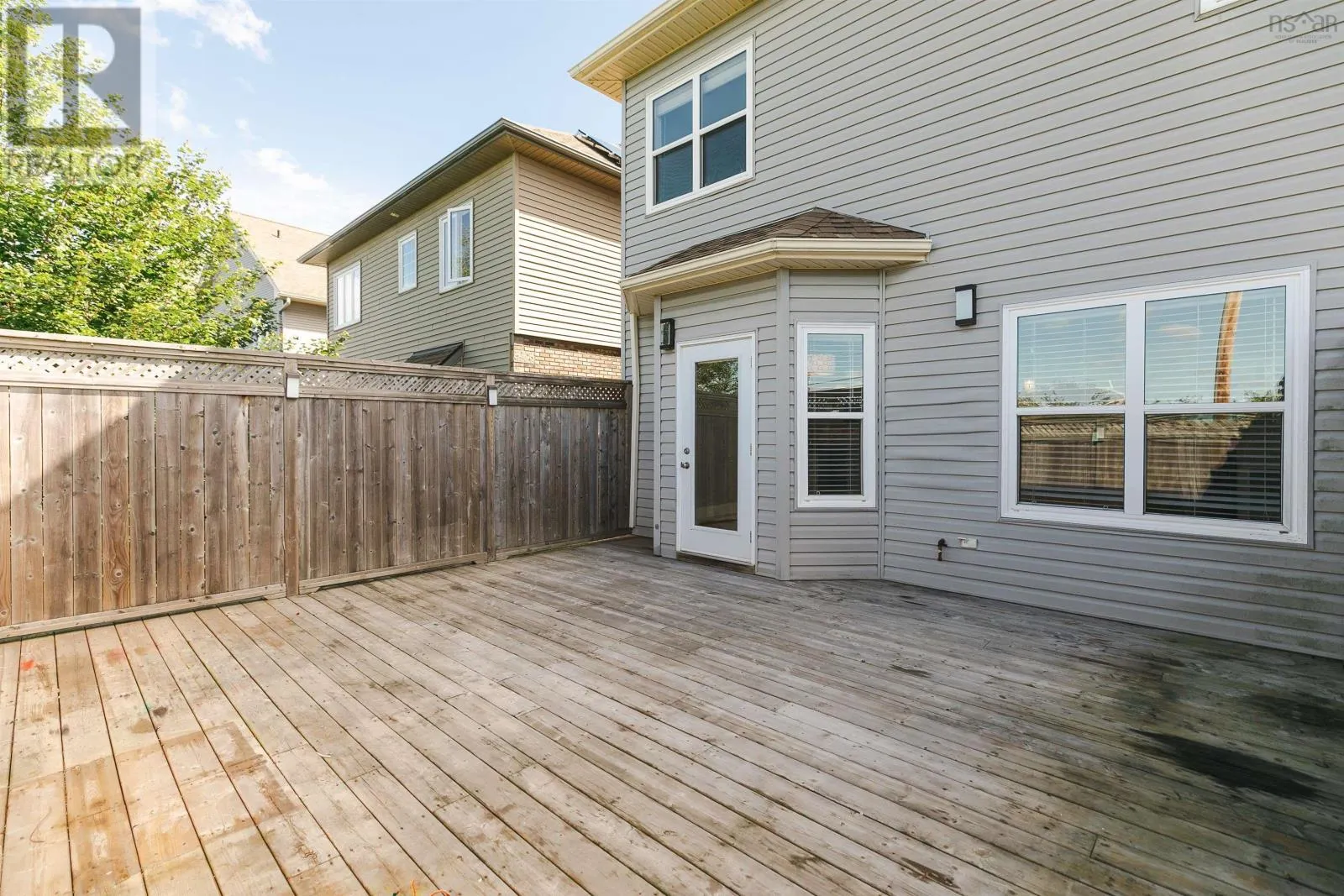 195 Peachtree Hill