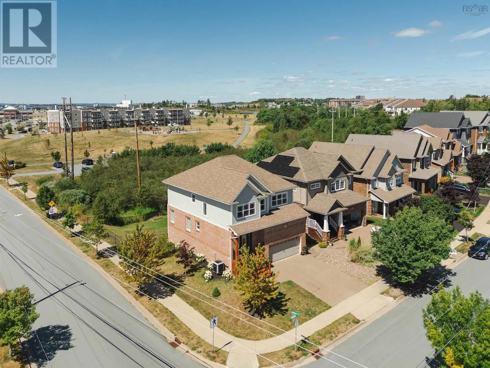 195 Peachtree Hill