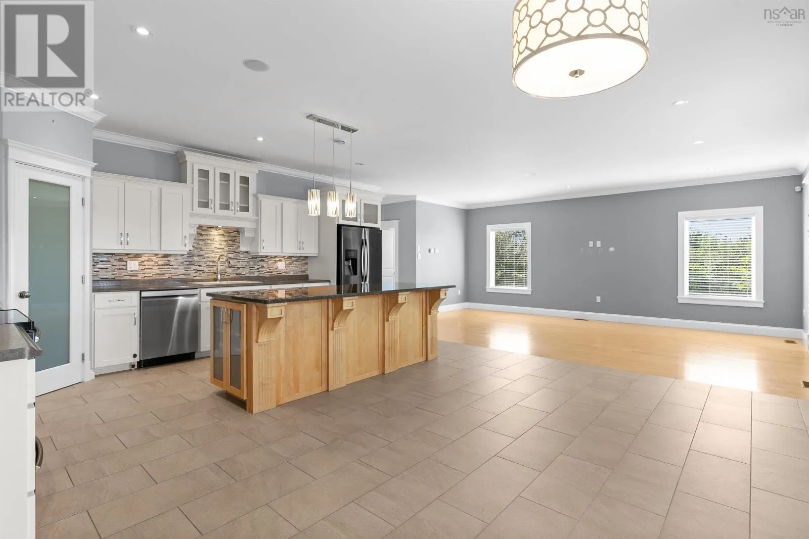 195 Peachtree Hill