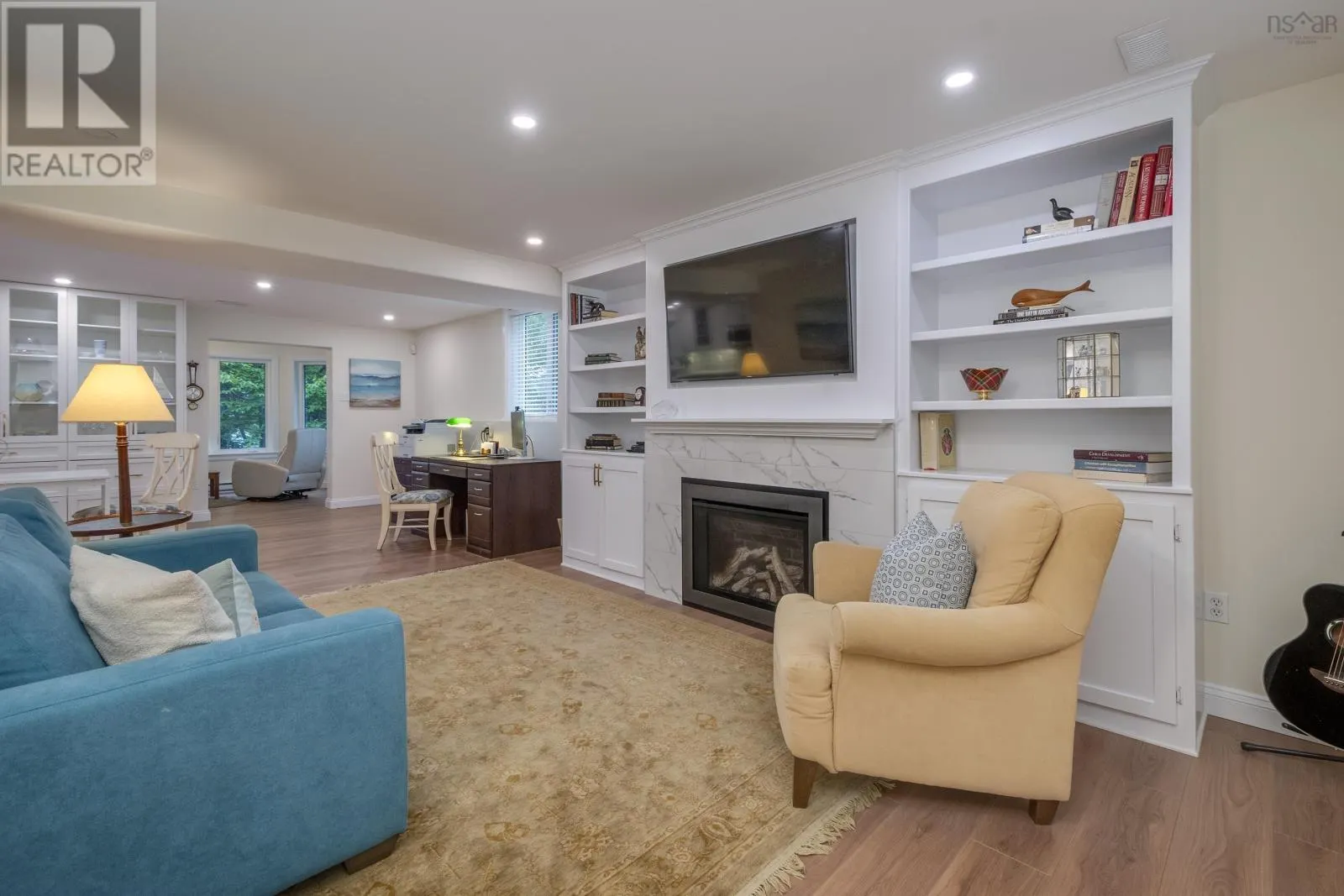 23 Lakeshore Park Terrace