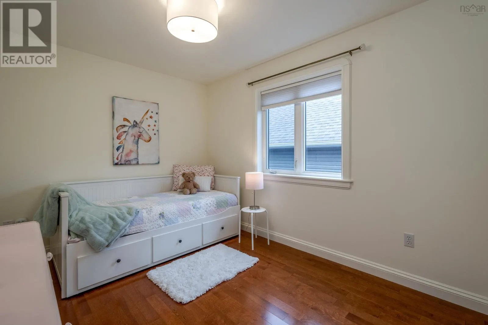 23 Lakeshore Park Terrace