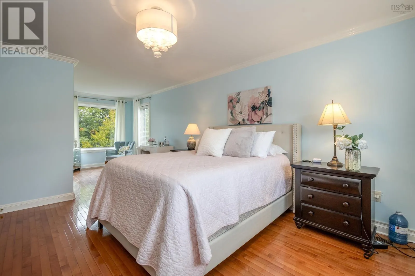 23 Lakeshore Park Terrace