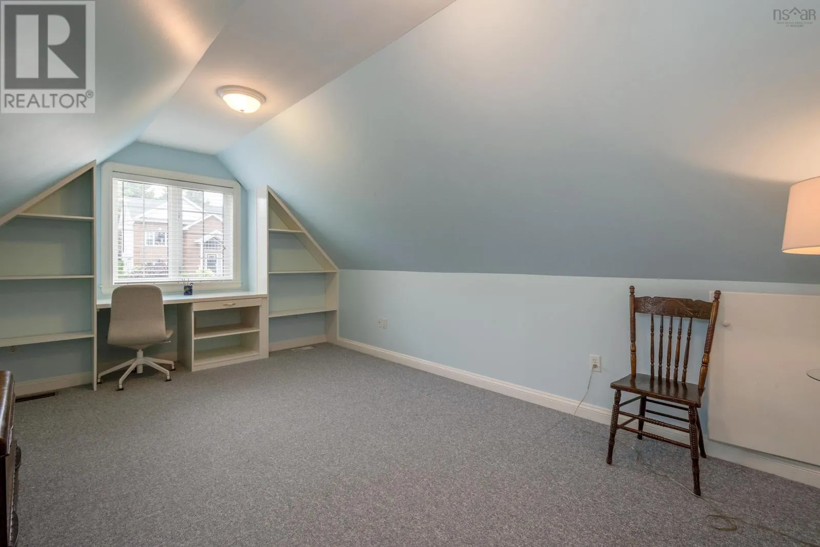 23 Lakeshore Park Terrace