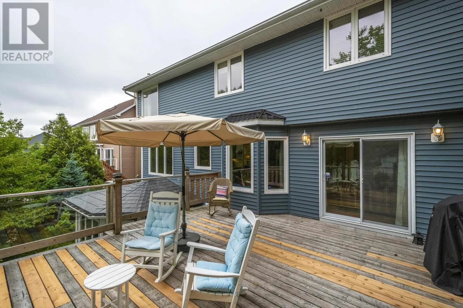 23 Lakeshore Park Terrace
