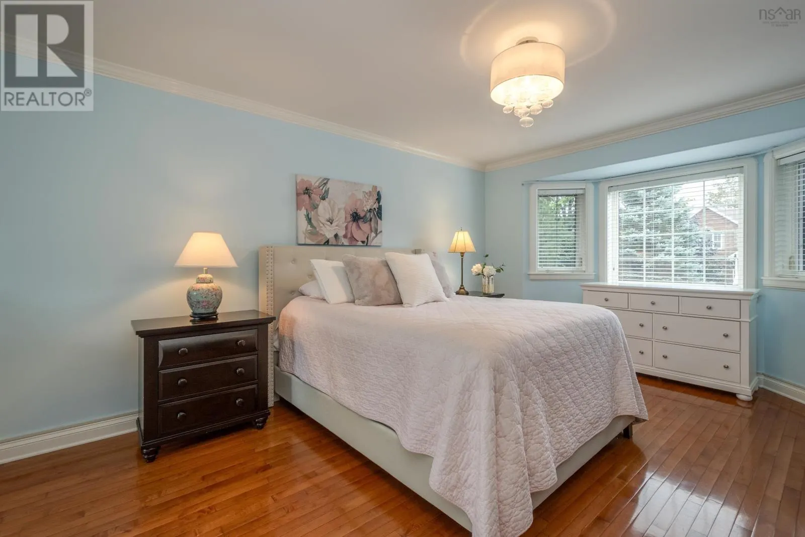 23 Lakeshore Park Terrace