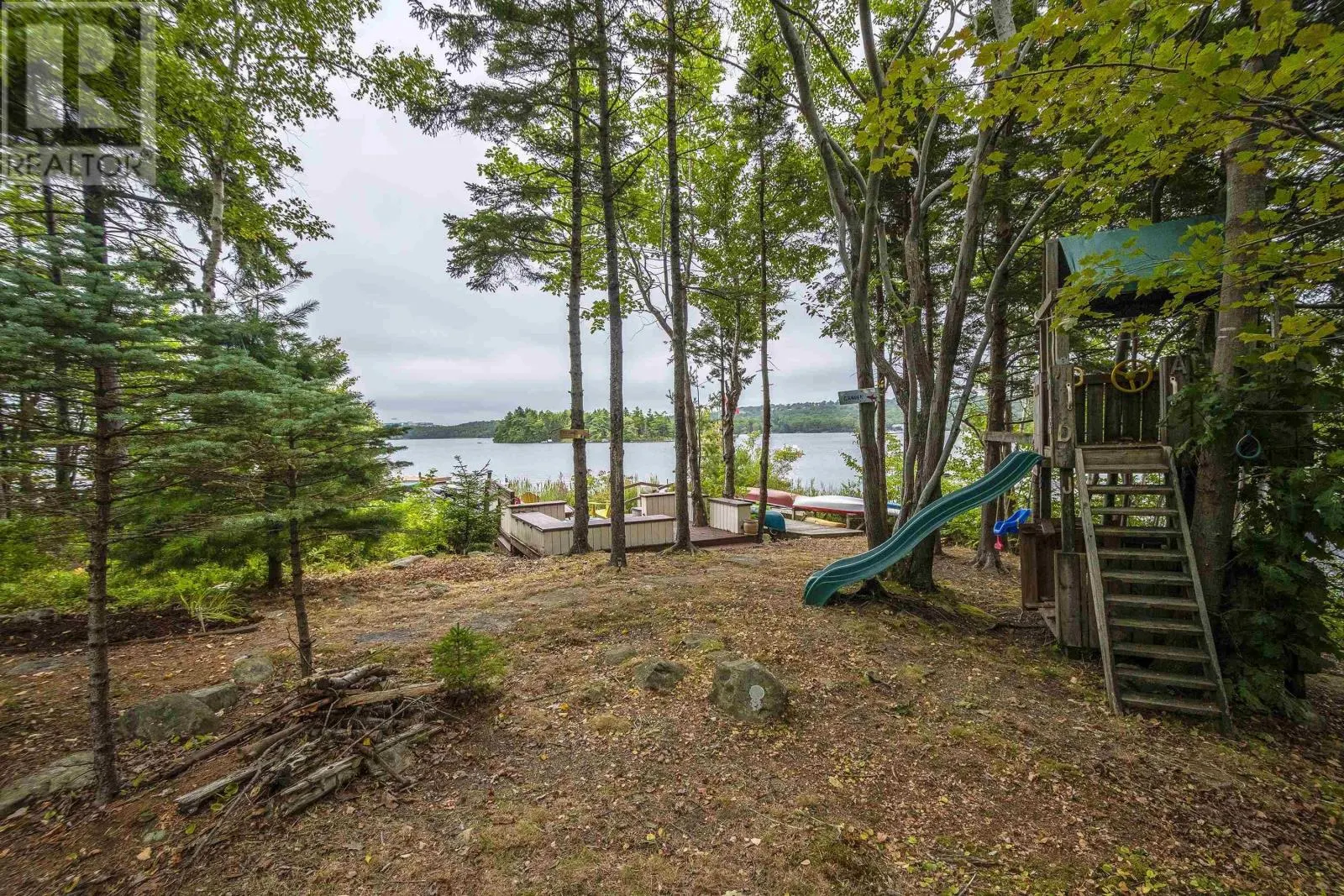 23 Lakeshore Park Terrace