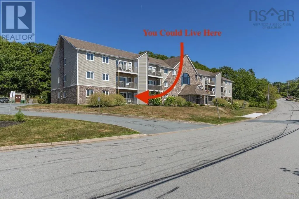 8 70 Collins Grove