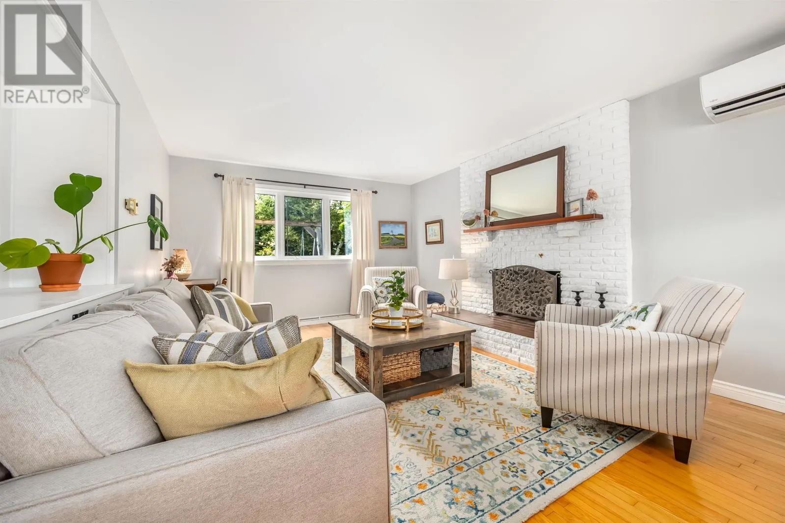 48 Prince Charles Drive
