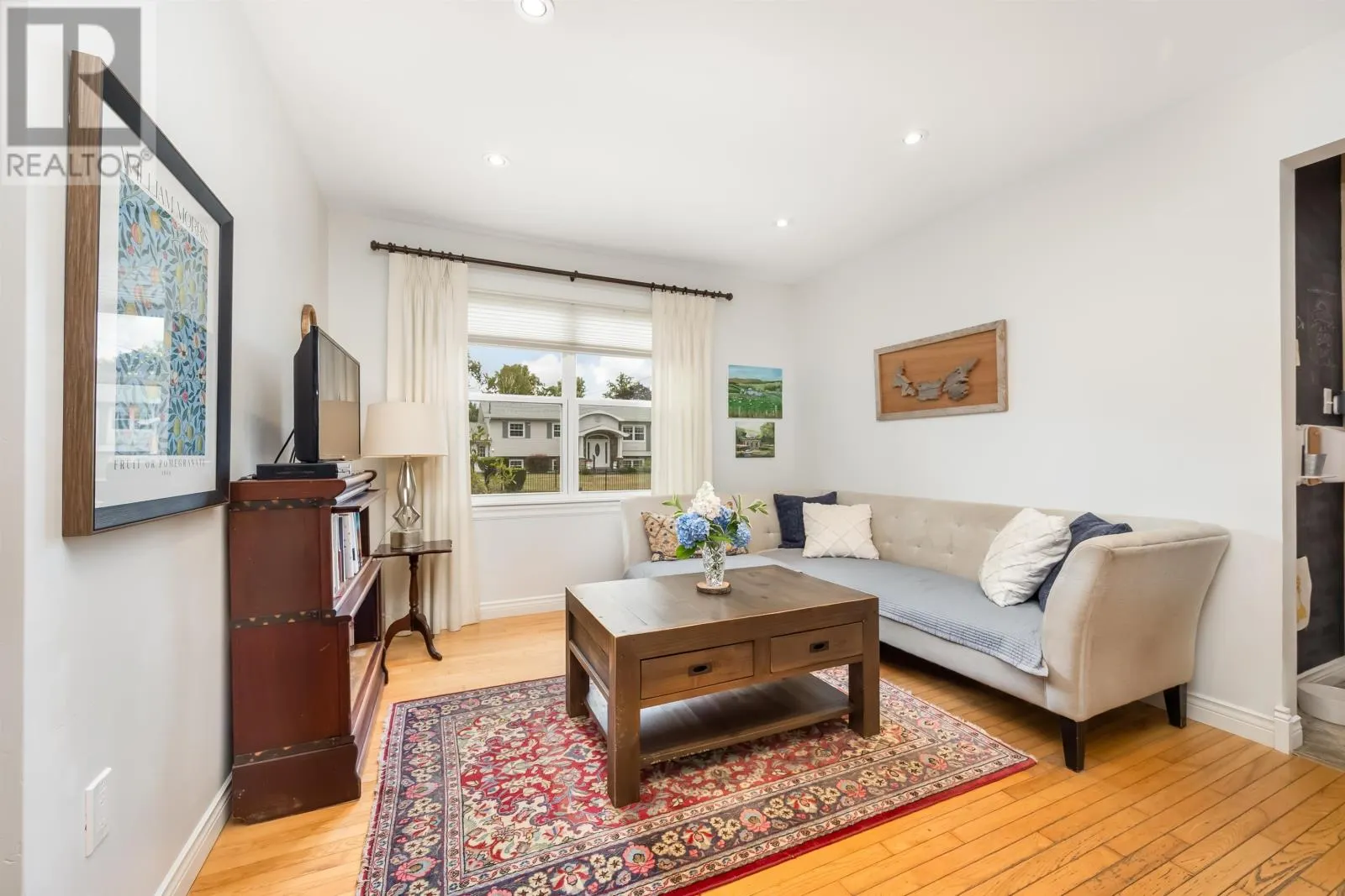 48 Prince Charles Drive