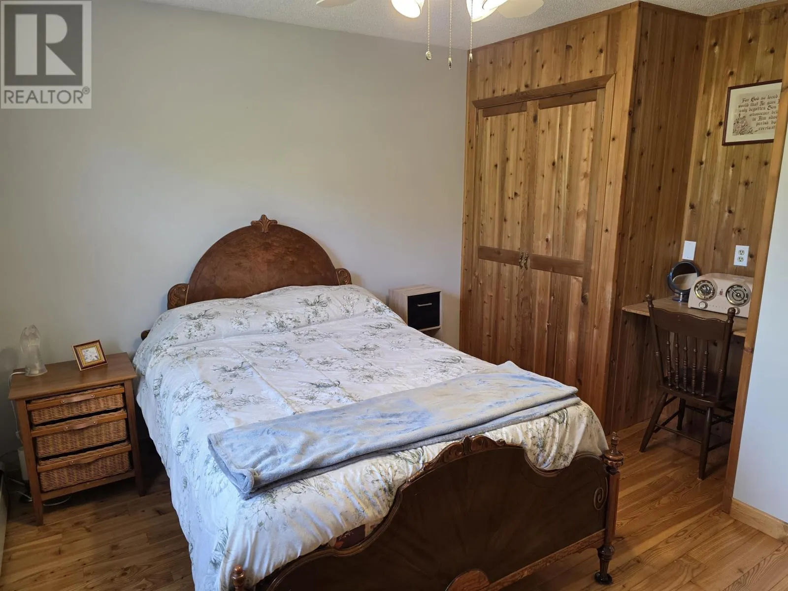 9 Grand Gully Road