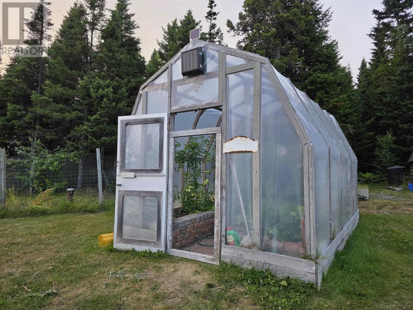 9 Grand Gully Road