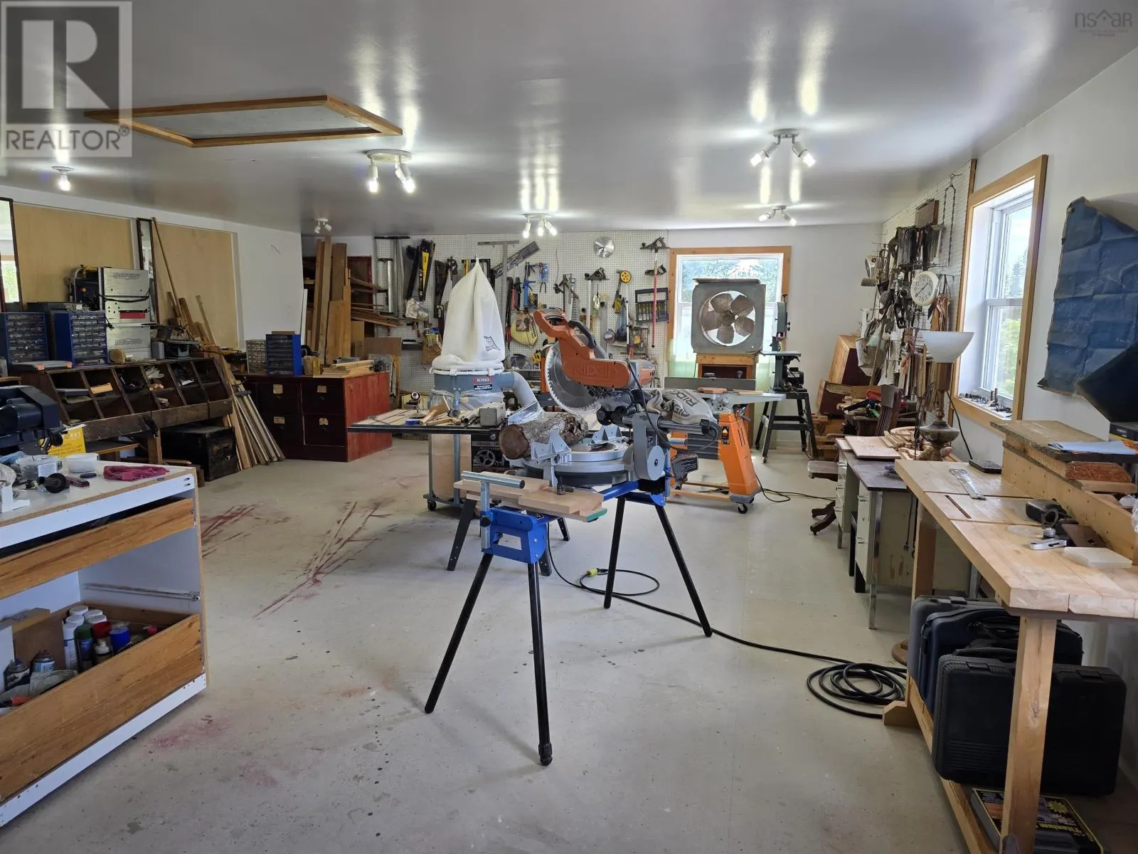 9 Grand Gully Road