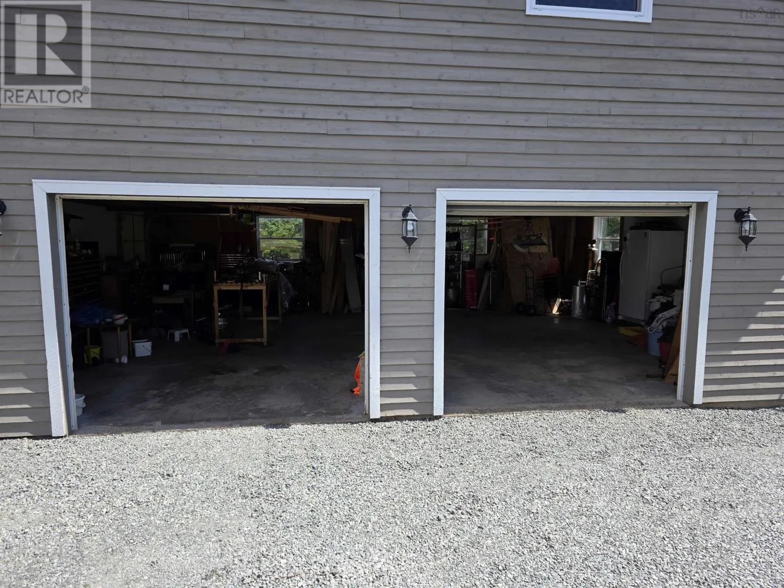 9 Grand Gully Road