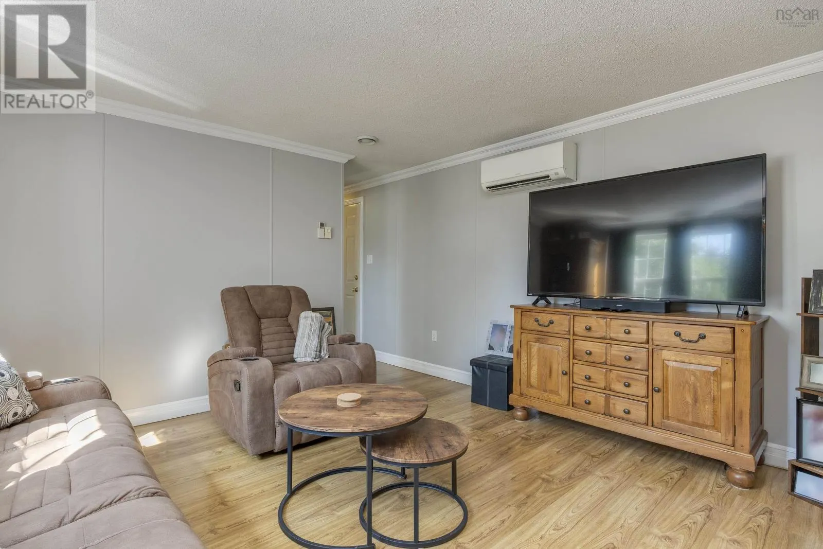 4 Wicks Drive