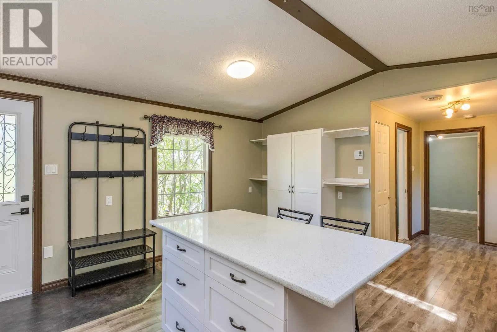 11 CEDARWOOD Crescent