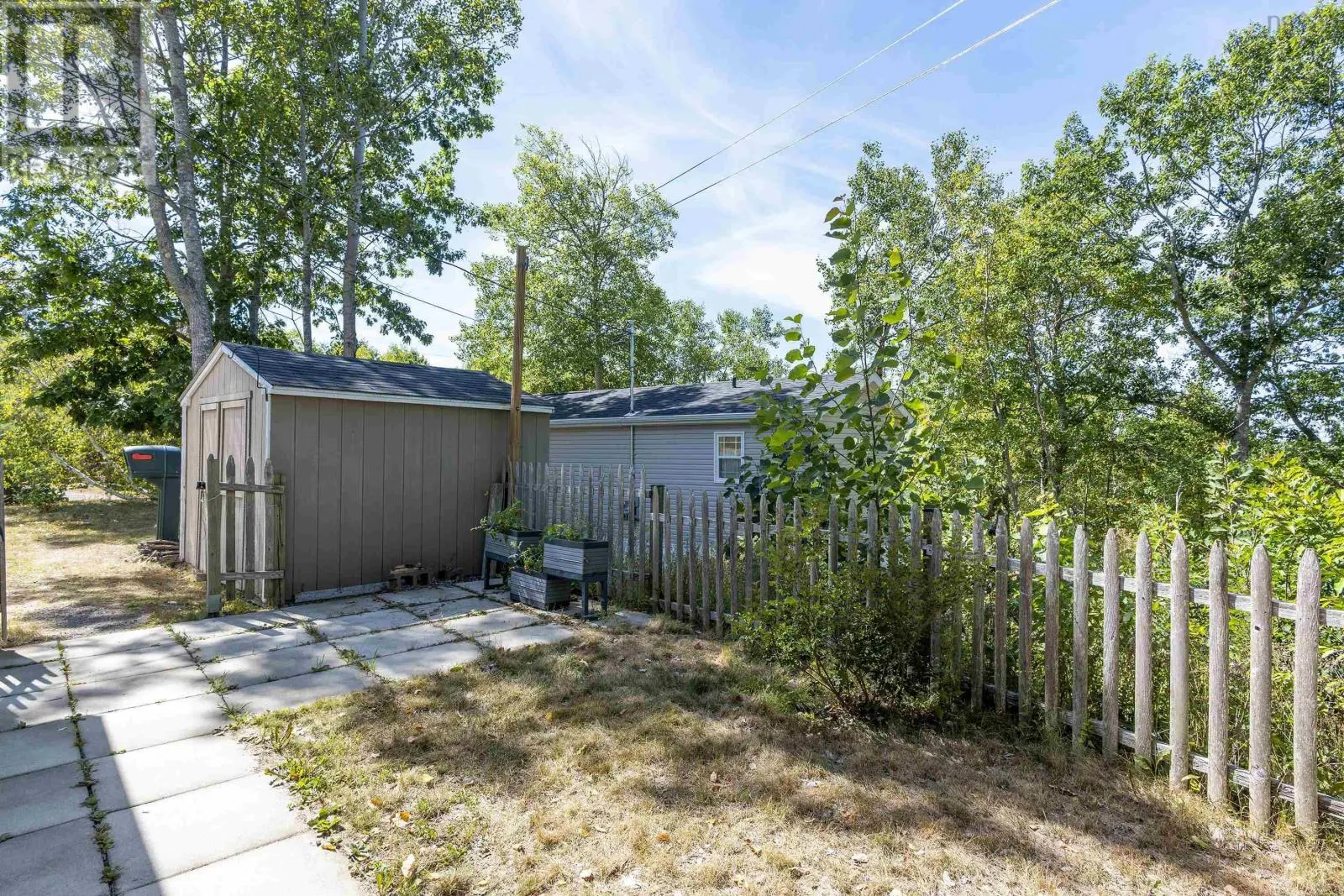 11 CEDARWOOD Crescent