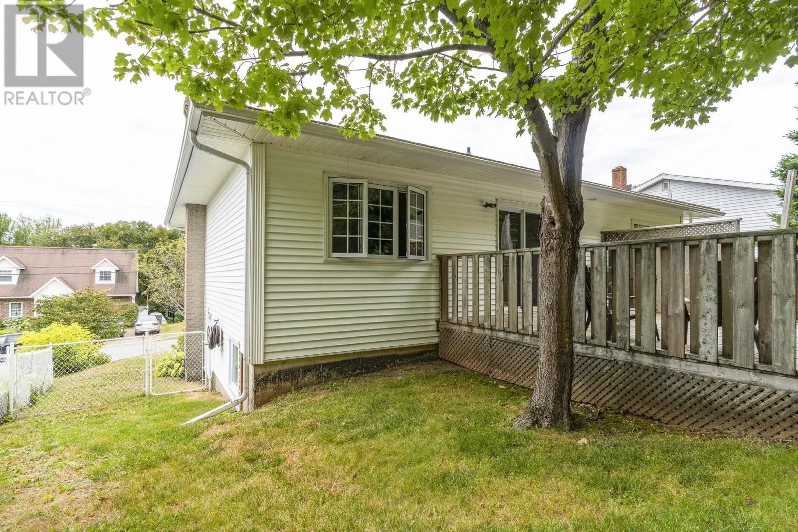 11 Rossi Drive
