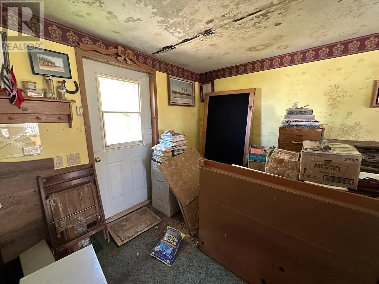12 HERITAGE Lane