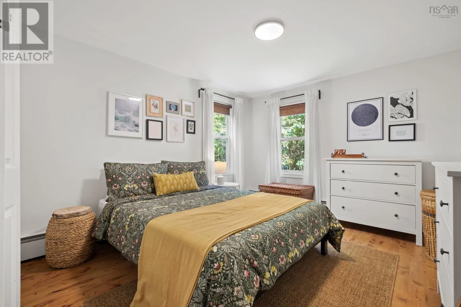23 Barrens Street
