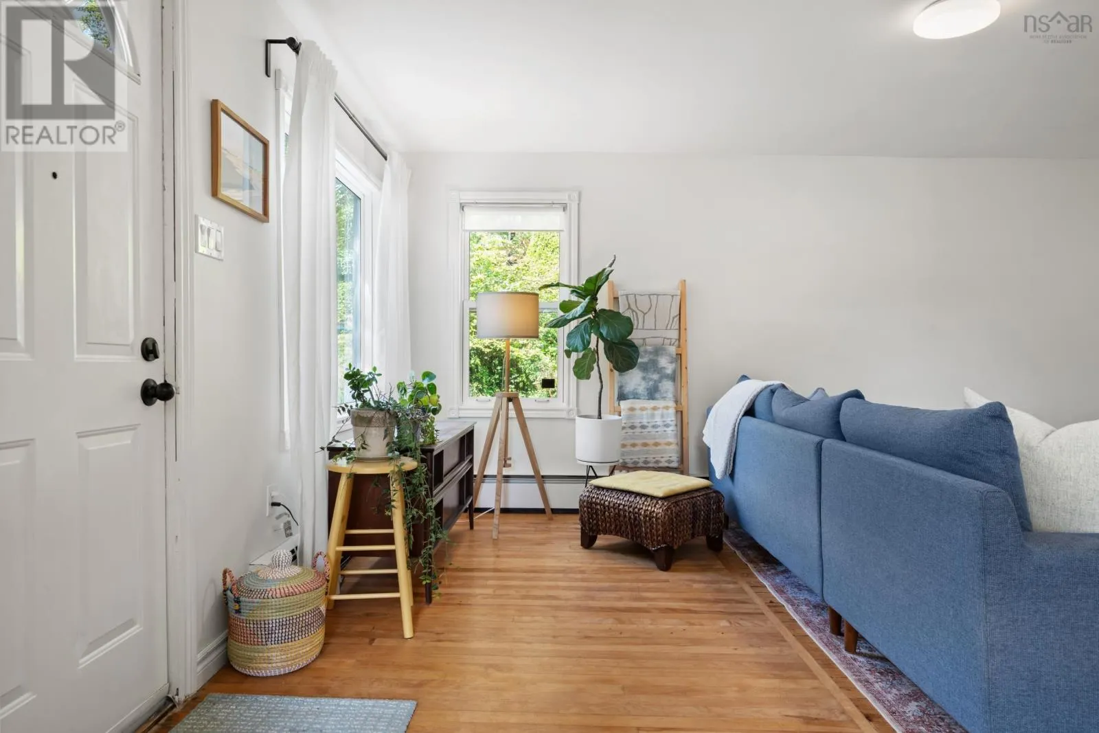 23 Barrens Street