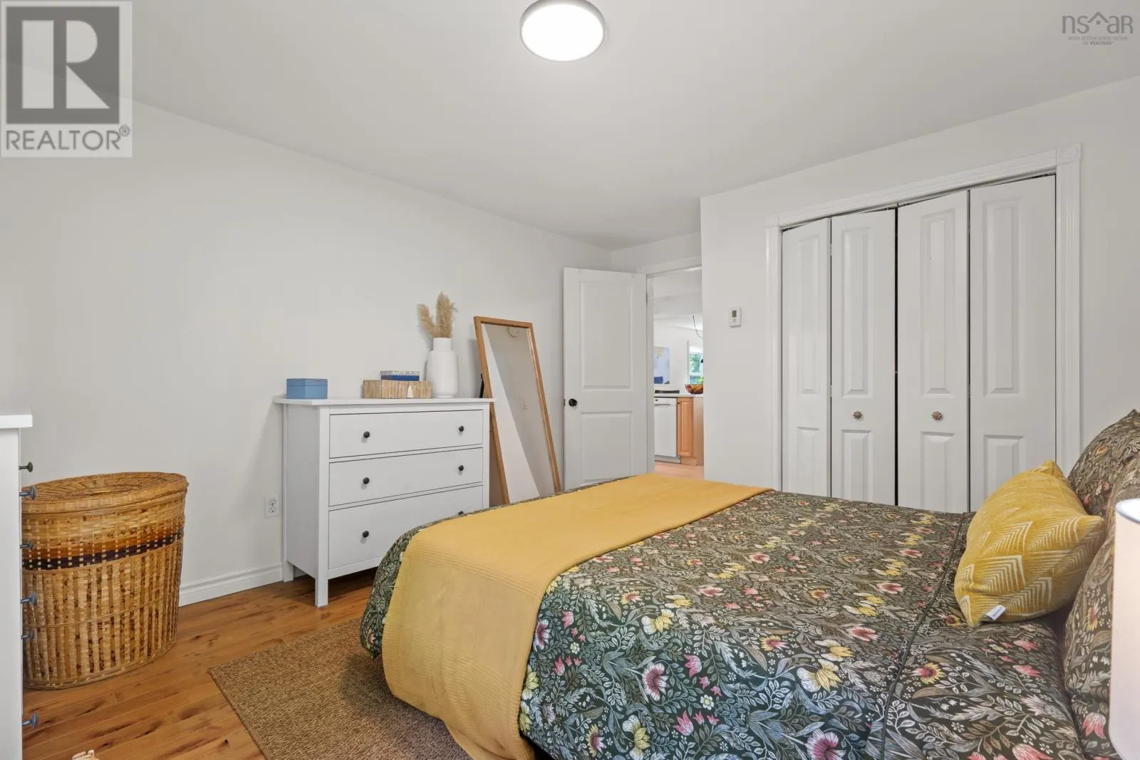 23 Barrens Street