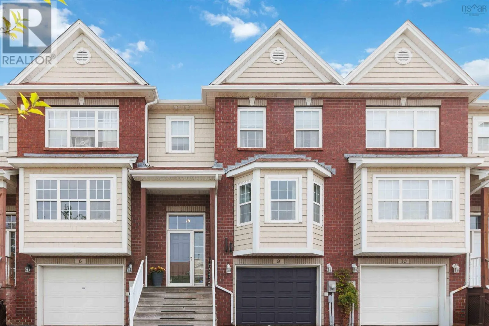 8 Surrey Way, Portland Hills