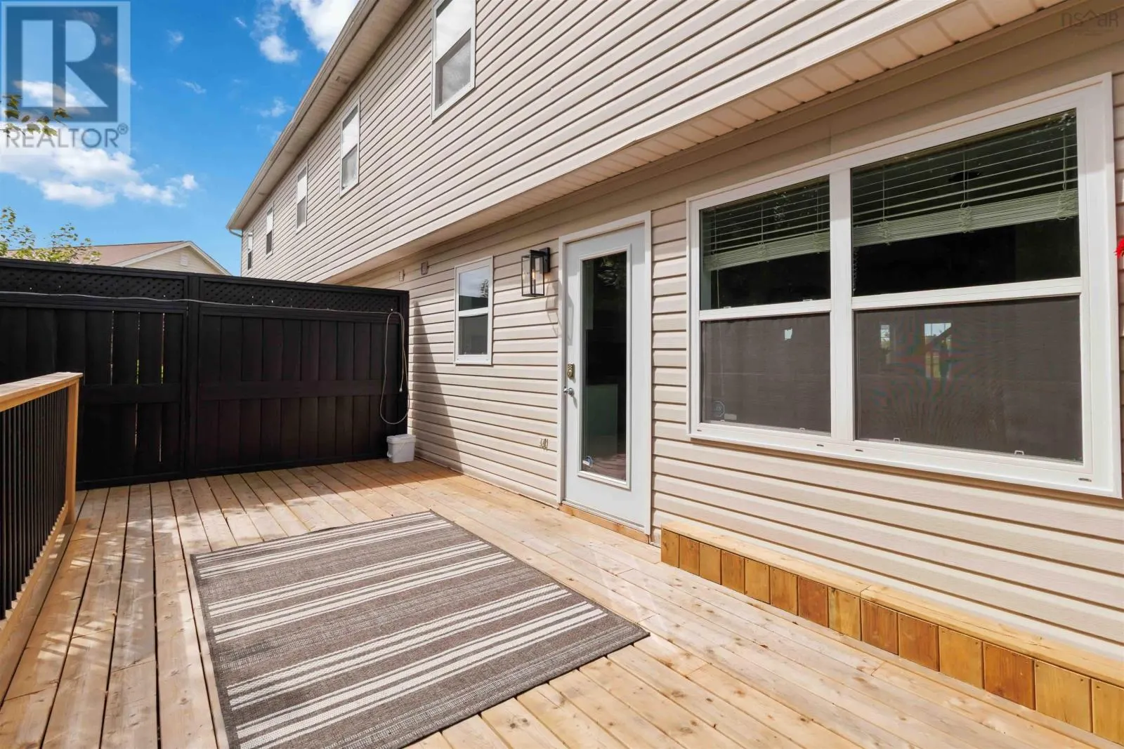 8 Surrey Way, Portland Hills