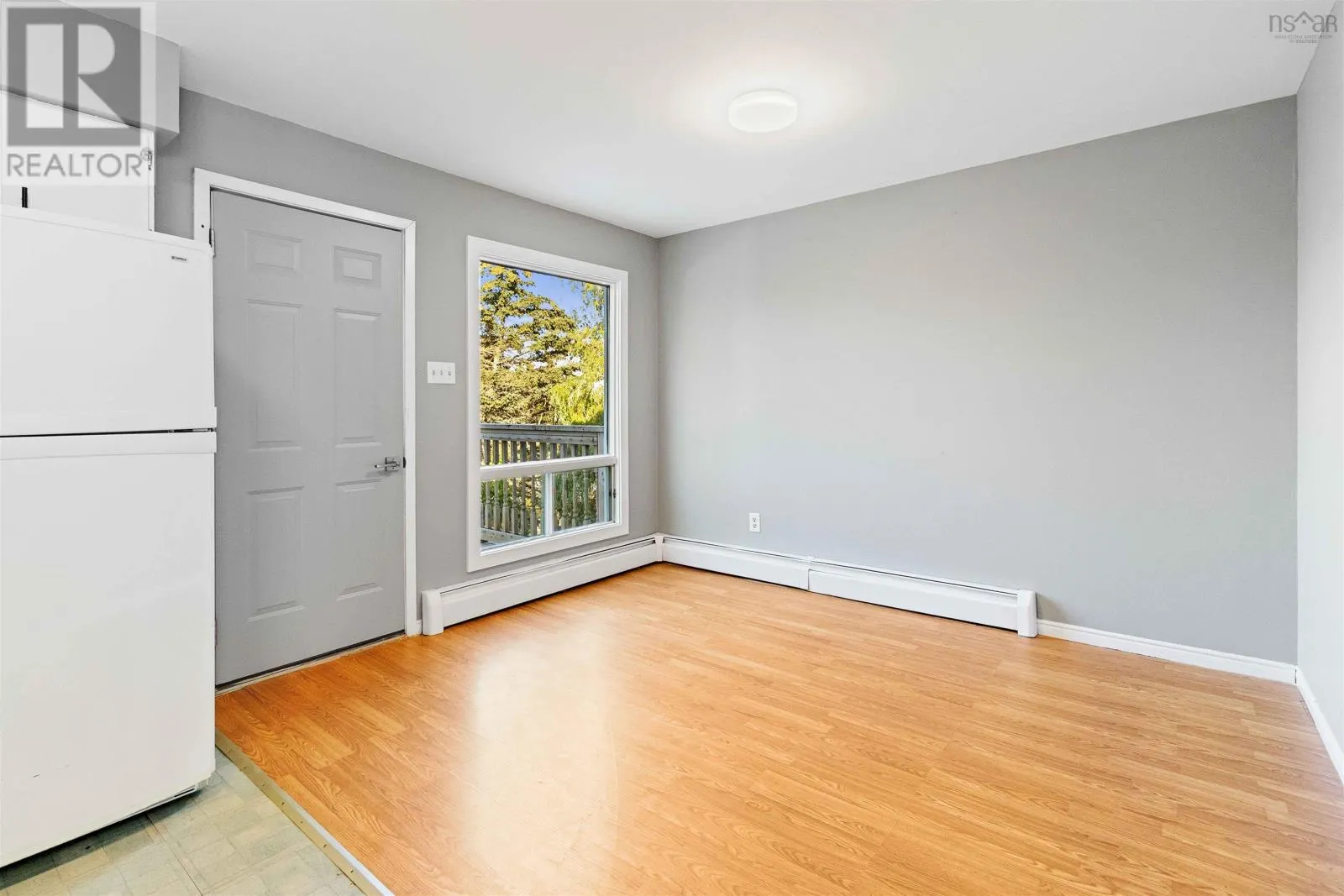 68 Amaranth Crescent