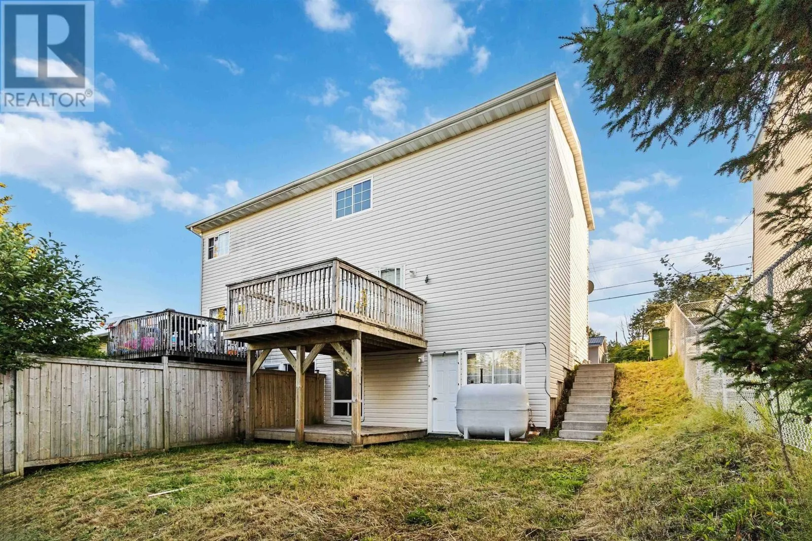 68 Amaranth Crescent