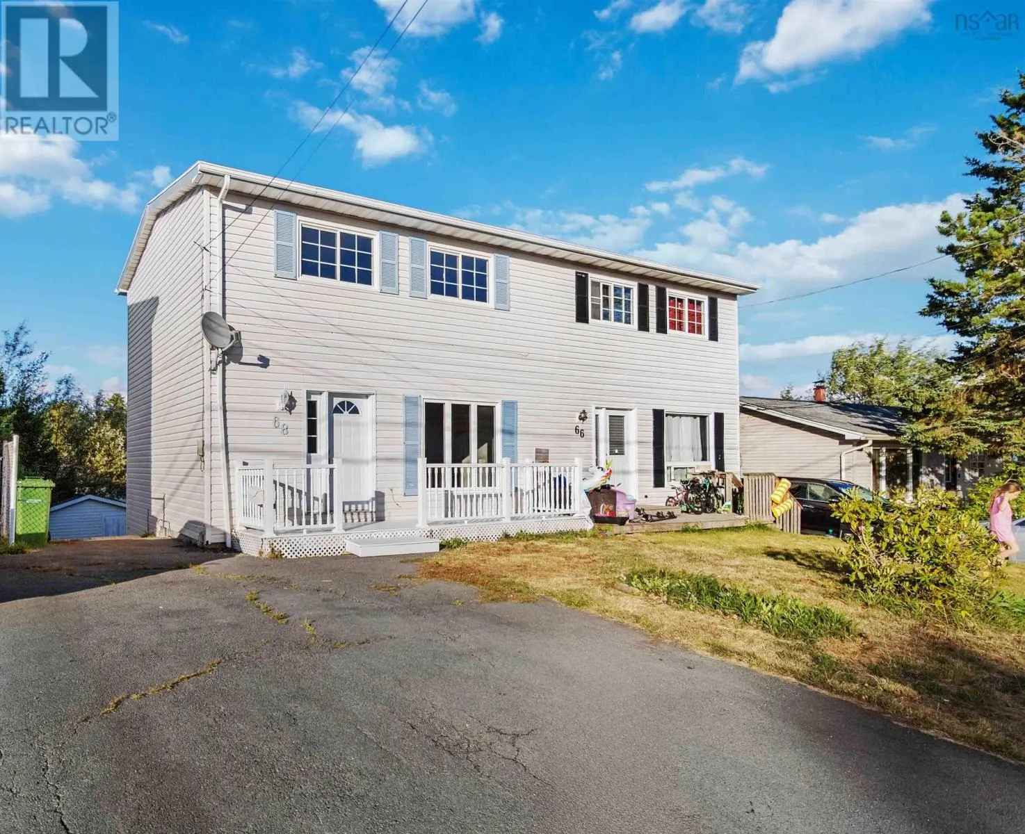 68 Amaranth Crescent
