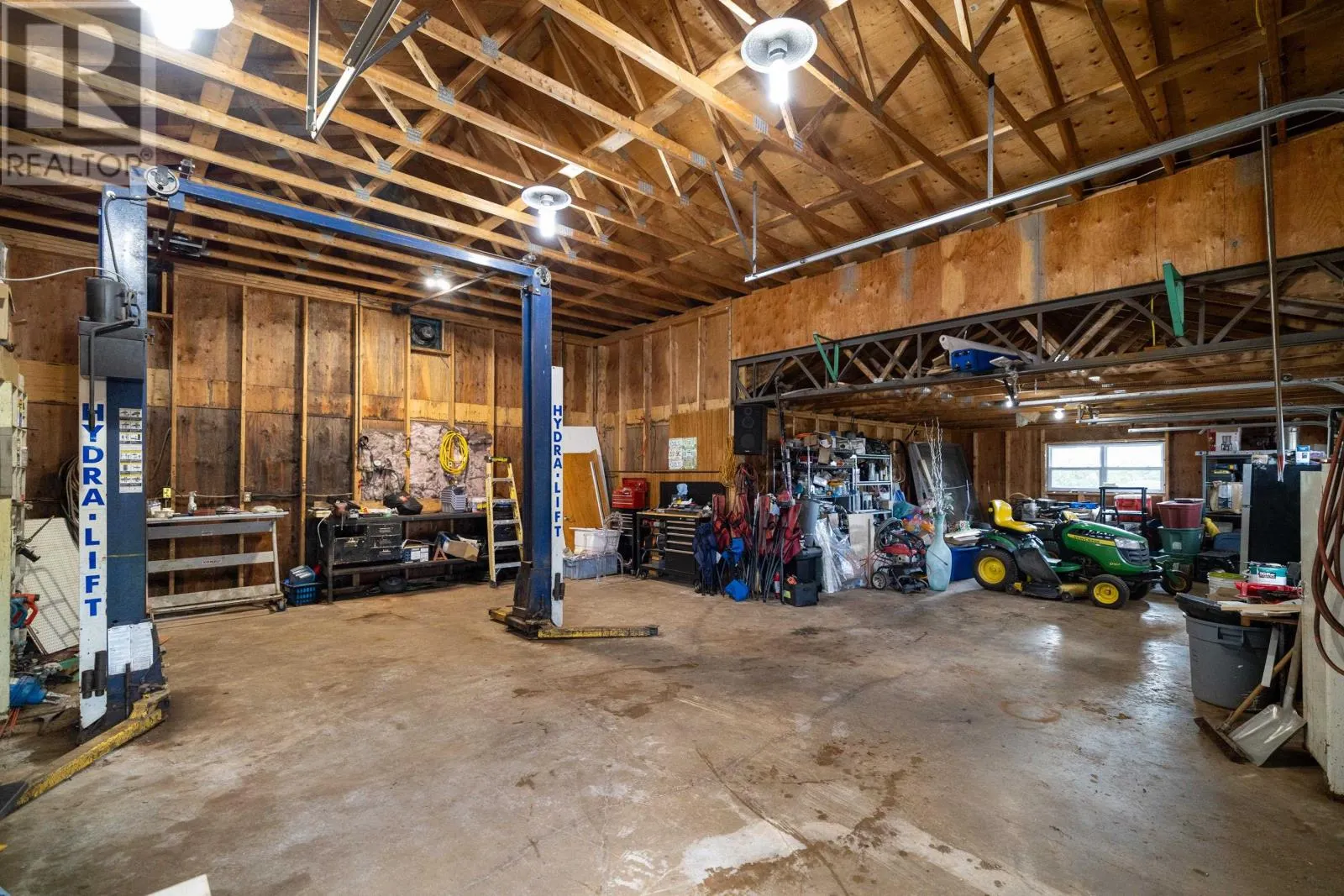 704 Connelly Woods Road