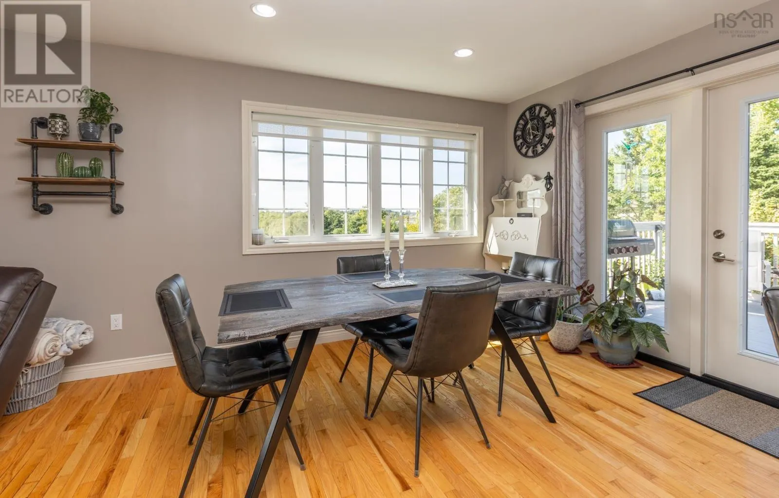 35 Sprucewood Drive