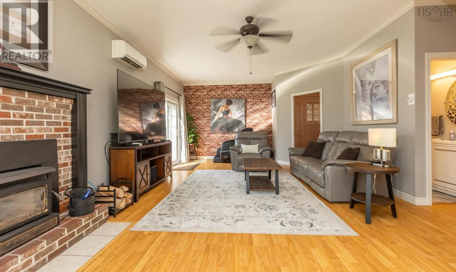 35 Sprucewood Drive
