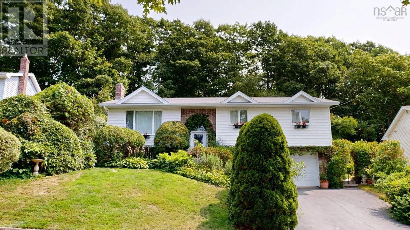 71 Riverview Crescent