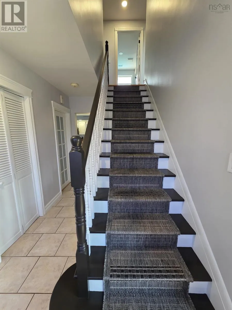 53 Holyrood Drive