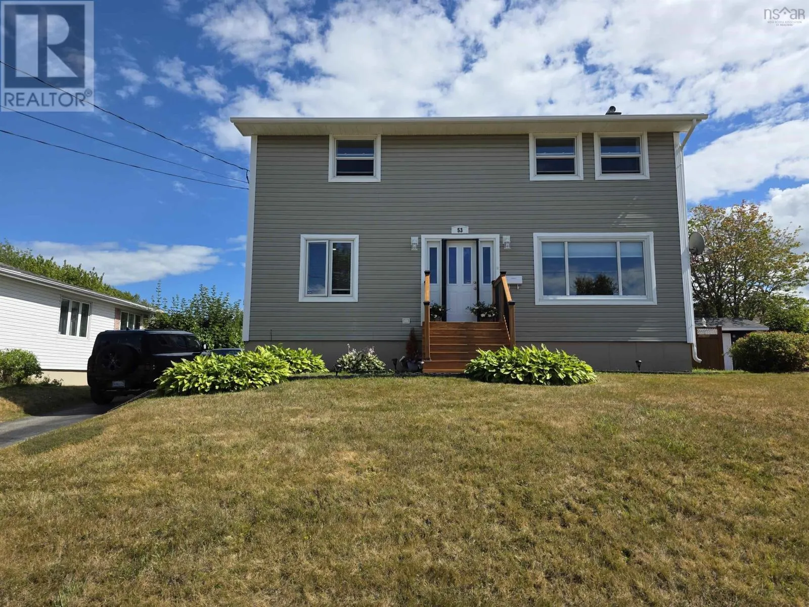 53 Holyrood Drive