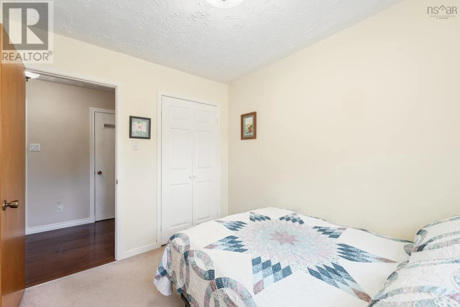 8 Bentley Drive