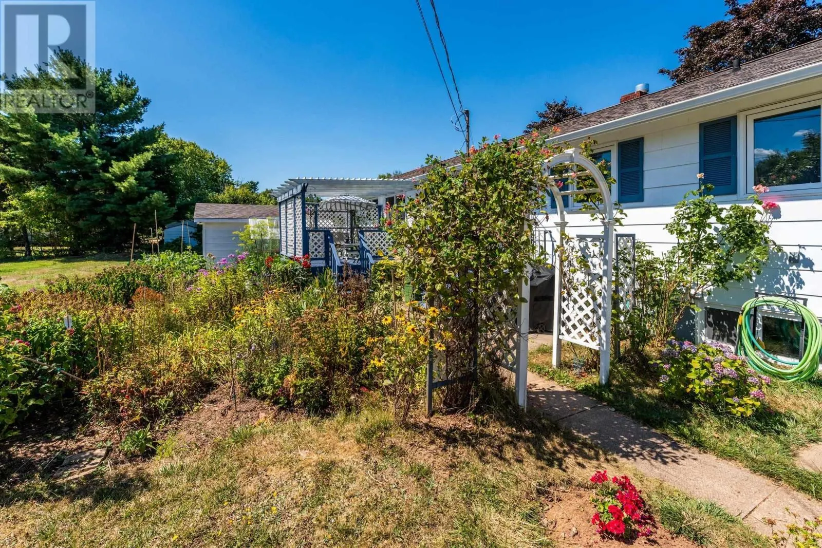 8 Bentley Drive