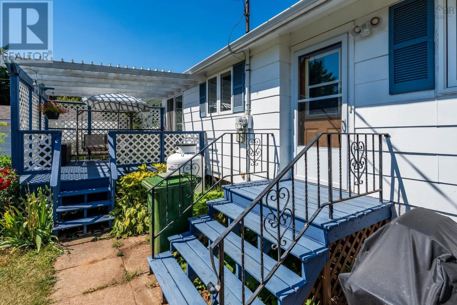 8 Bentley Drive