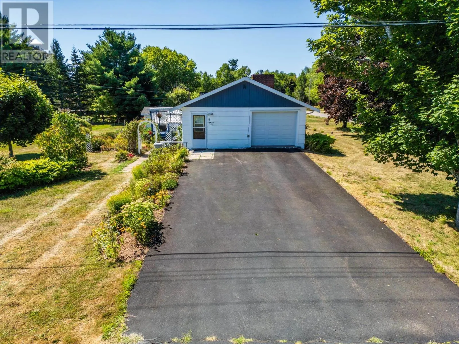 8 Bentley Drive