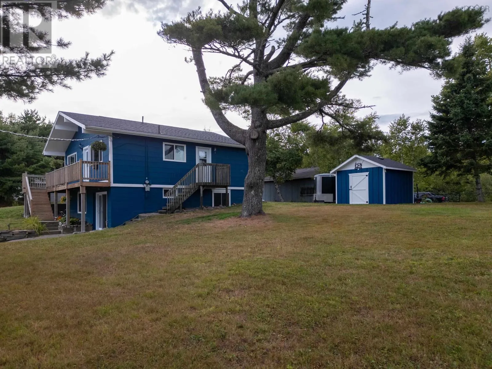 49 Churchlake Drive