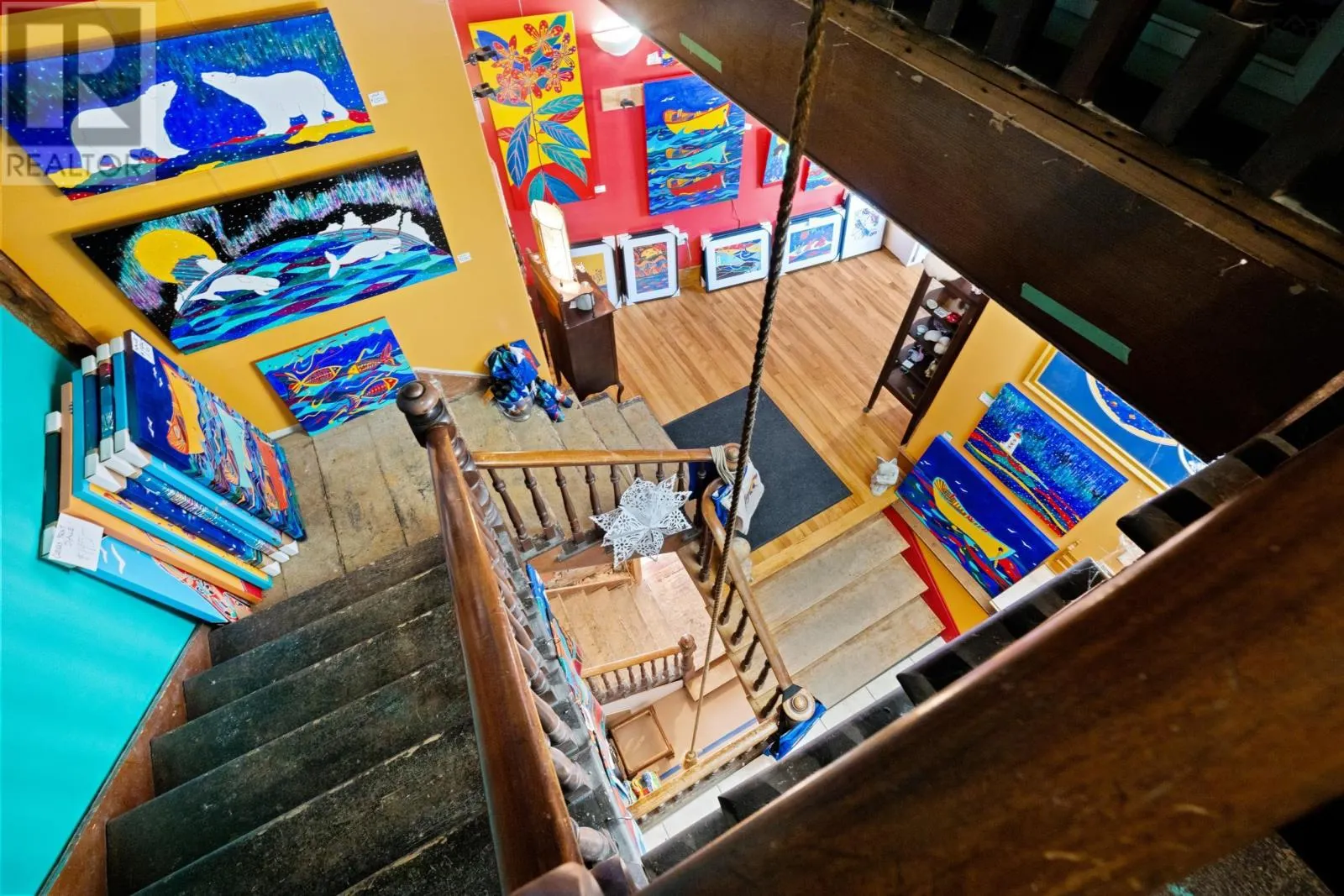 298 Granville Street E