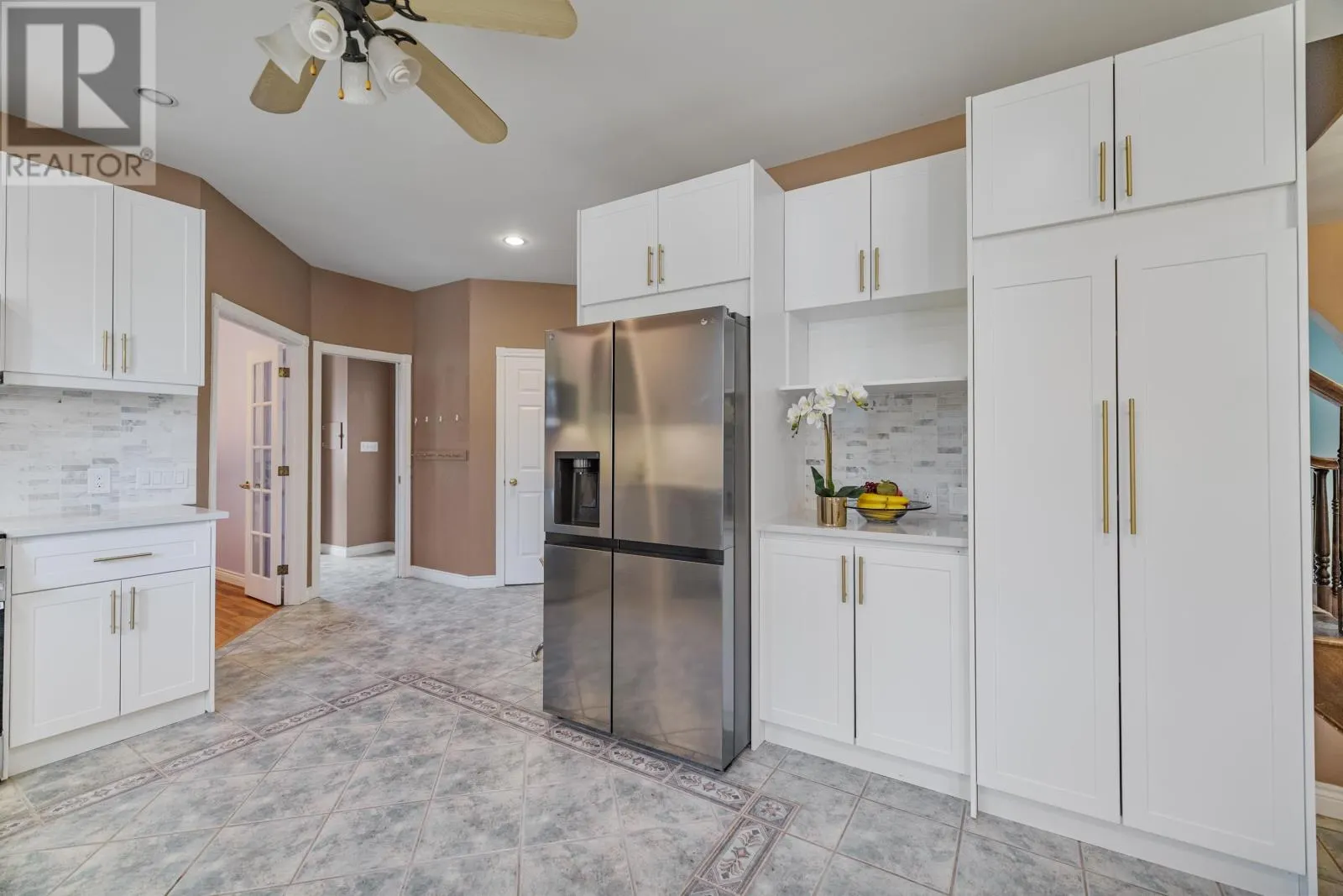 1 Strathmore Lane