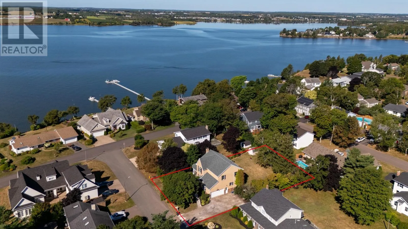 1 Strathmore Lane