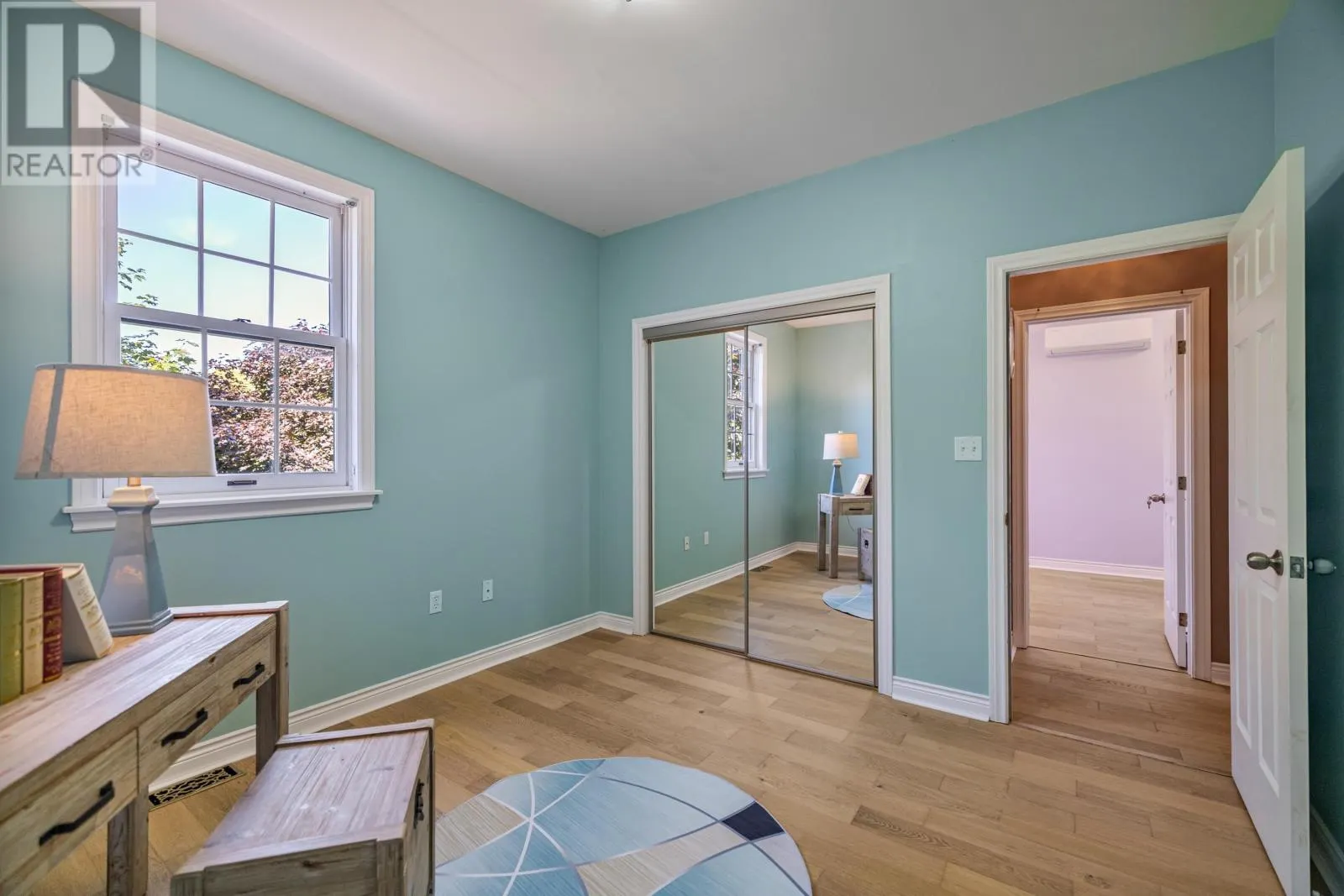 1 Strathmore Lane