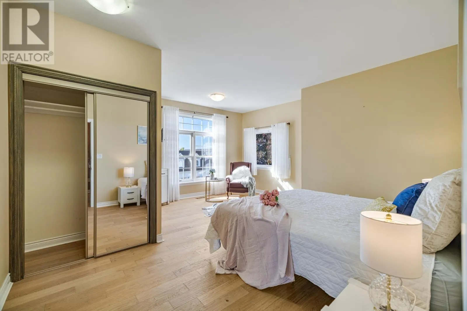 1 Strathmore Lane