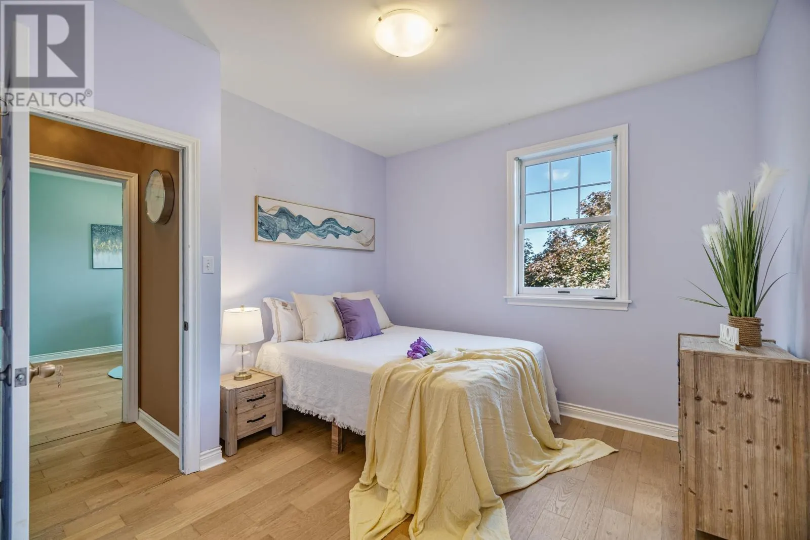 1 Strathmore Lane